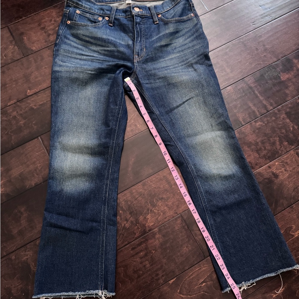 J Crew Demi Crop Boot Cut Jeans (29) - Picture 5 of 9